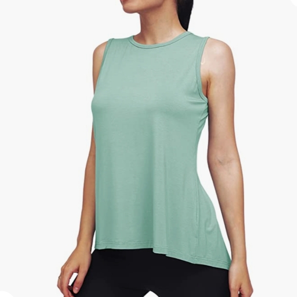 Green athletic tie back mesh tank top - Picture 3 of 14